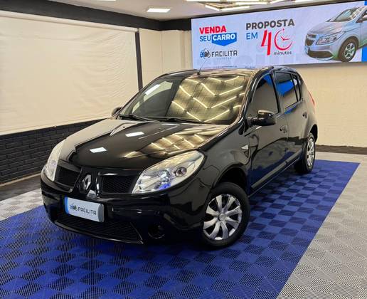 RENAULT SANDERO 1.0 EXPRESSION 16V FLEX 4P MANUAL RENAULT SANDERO 1.0 EXPRESSION 16V FLEX 4P MANUAL